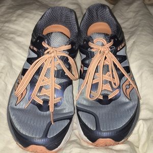 Saucony Everun Running Sneakers